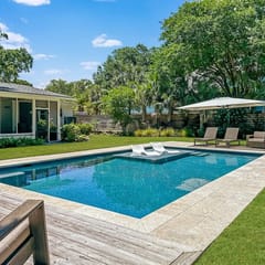 Tucked In - 18 26th Avenue