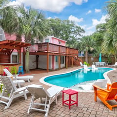The Pink House 5BR home w/ Private Pool, Pets allowed