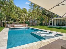 Tucked In - 18 26th Avenue - Image 2