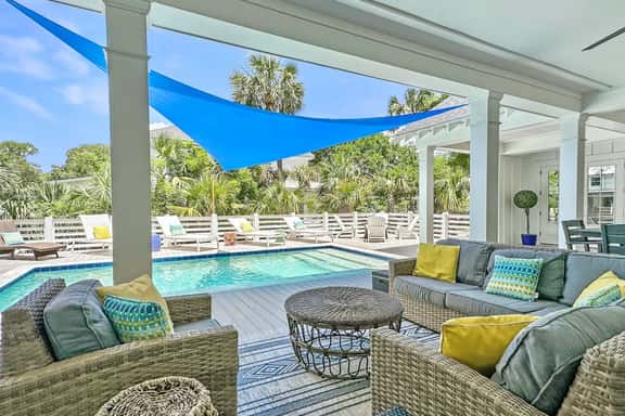 IOP Life - 27 22nd Avenue - Image 1