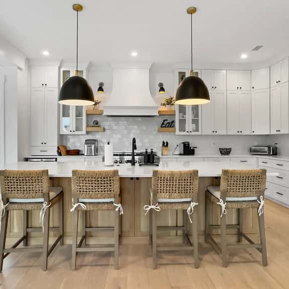 Amalfi Palms - 2401 Cameron Blvd - Image 1