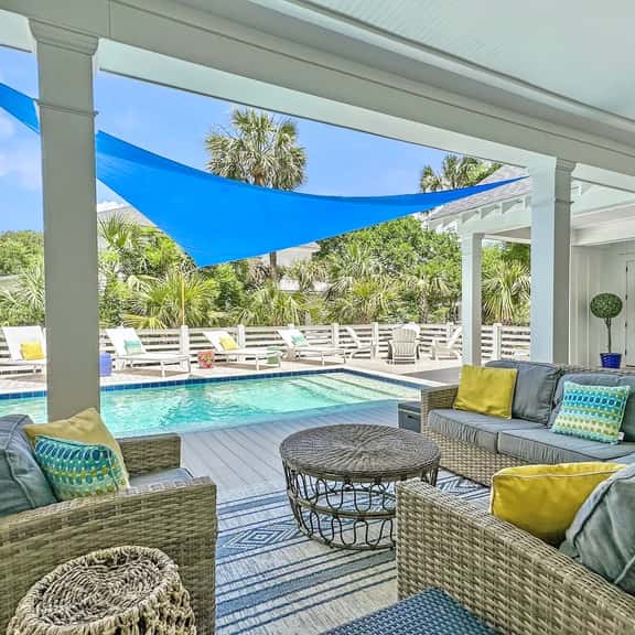IOP Life - 27 22nd Avenue - Image 1