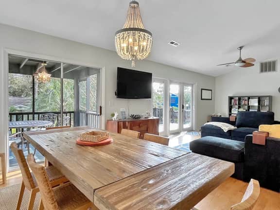 Seas Serenity - 3305 Cameron Blvd - Image 3
