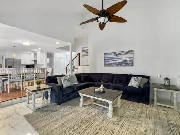 IOP Poolside Paradise - 112 Sparrow - Image 5
