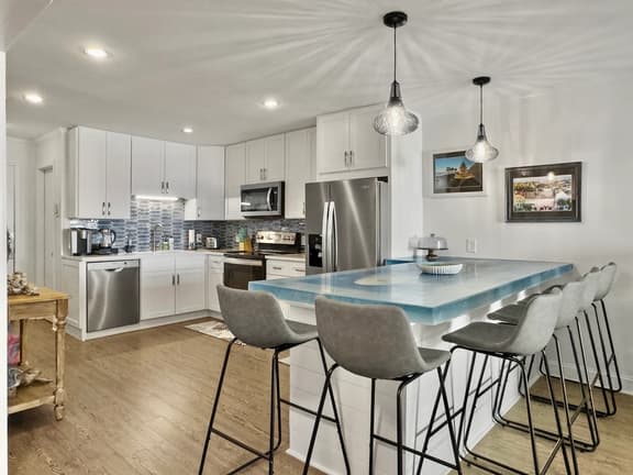 Oceanside Villas 111C - Deja Blue - 1400 Ocean Blvd Unit 111C - Image 1