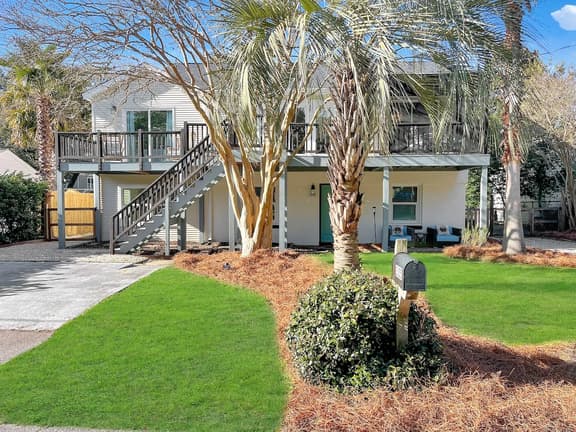 Seas Serenity - 3305 Cameron Blvd - Image 1